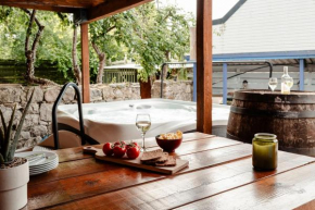 Whisky Trail Lodge - Seasgair Lodges